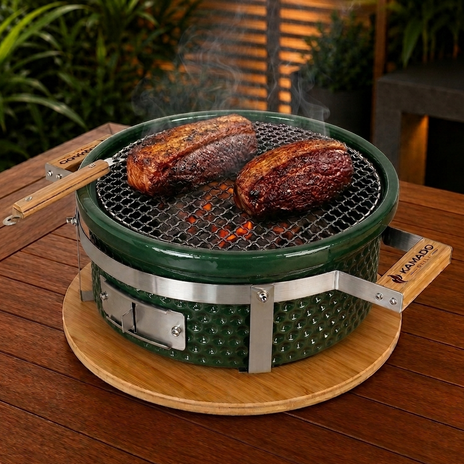 Churrasqueira Kamado Hibachi Verde em uso